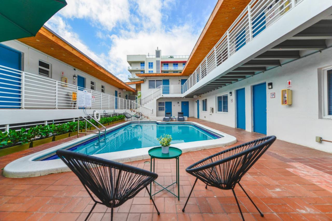 Fantastic 1 Bedroom With Pool Steps From The Beach #43 Hollywood Dış mekan fotoğraf
