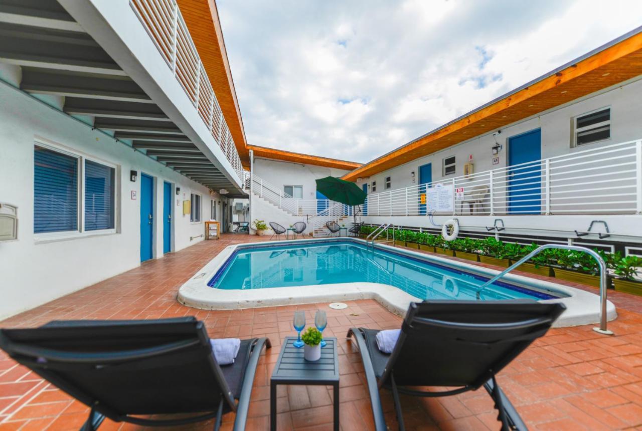 Fantastic 1 Bedroom With Pool Steps From The Beach #43 Hollywood Dış mekan fotoğraf
